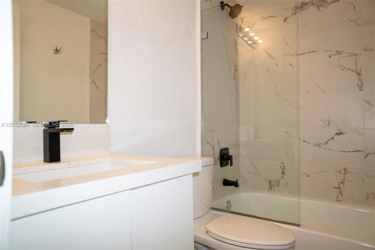 2511 Pierce St, Unit 6, Hollywood, FL 33020 Photo