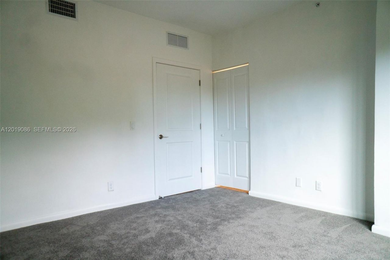2511 Pierce St, Unit 6, Hollywood, FL 33020 Photo