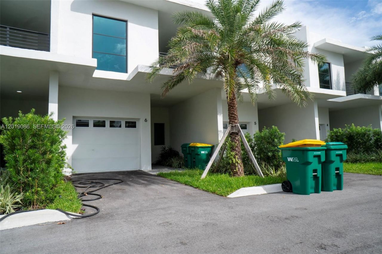 2511 Pierce St, Unit 6, Hollywood, FL 33020 Photo