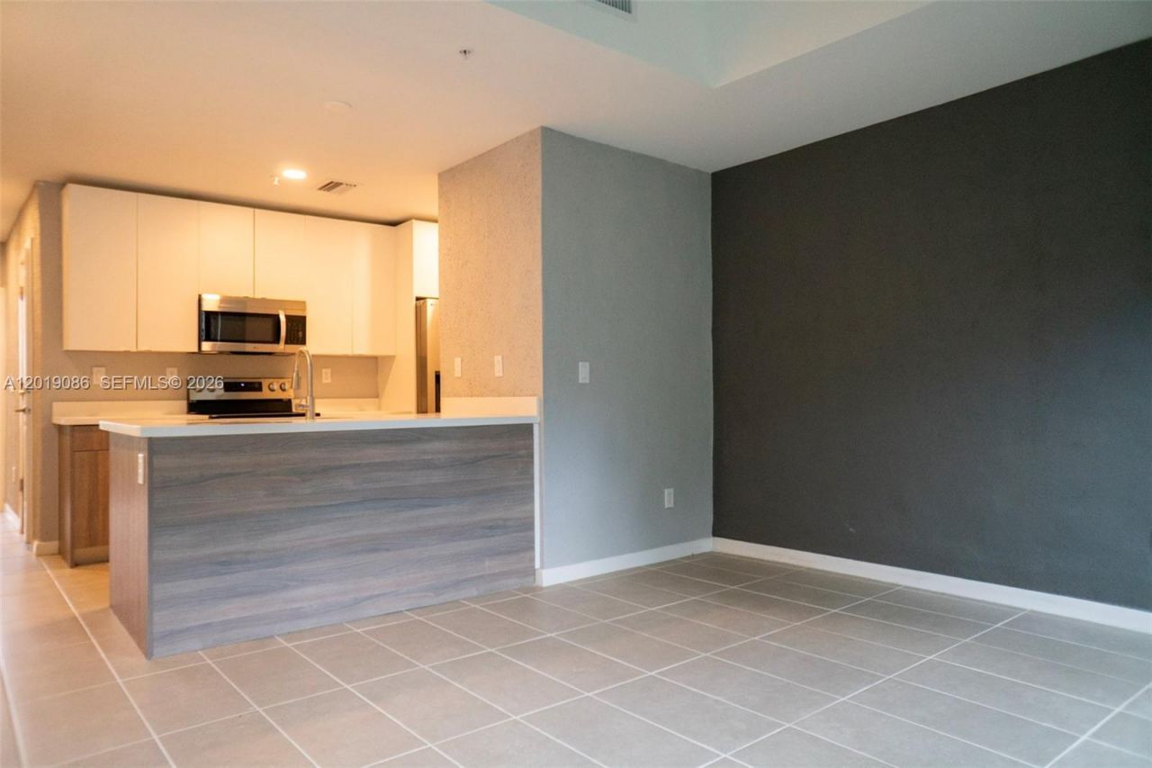 2511 Pierce St, Unit 6, Hollywood, FL 33020 Photo
