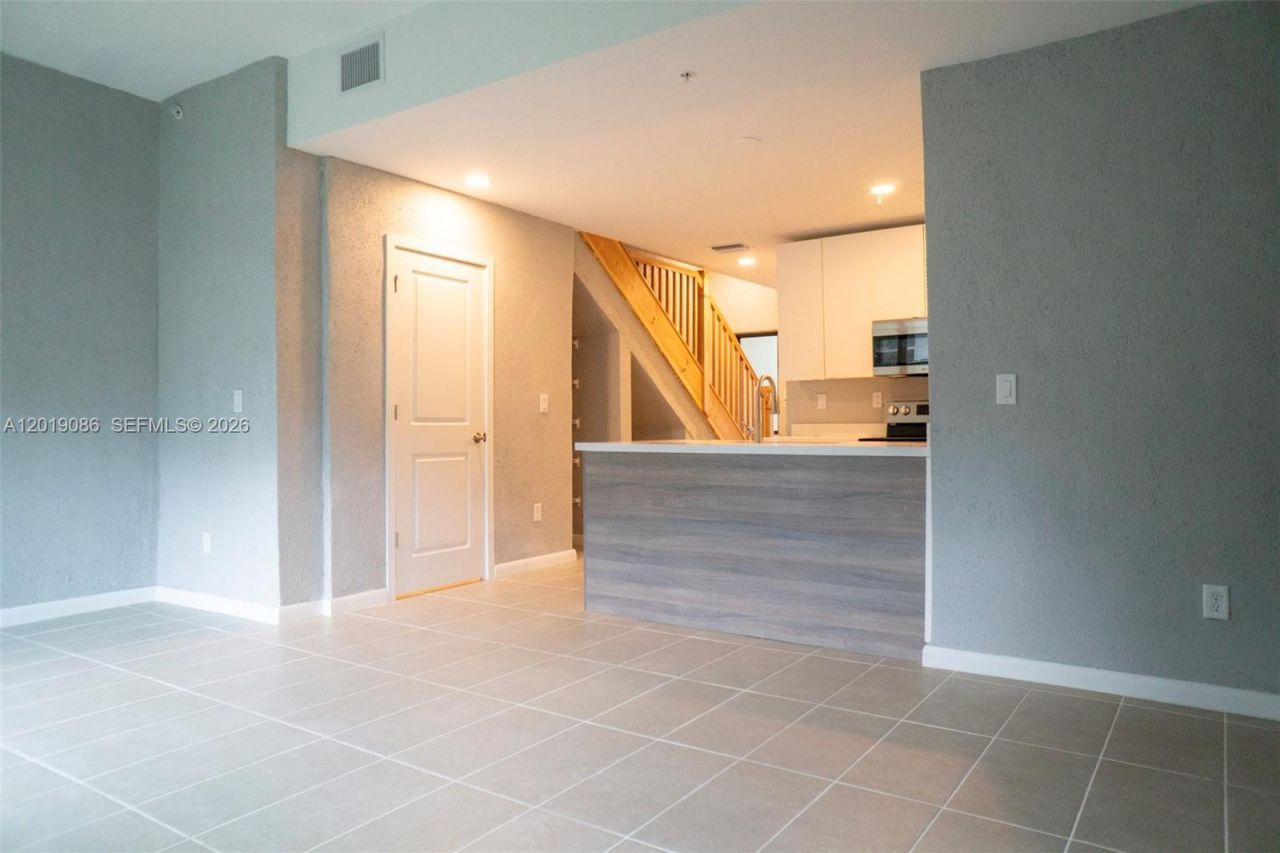 2511 Pierce St, Unit 6, Hollywood, FL 33020 Photo