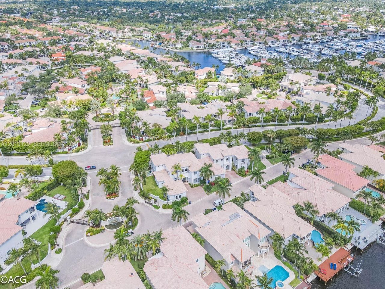 1480 Windjammer Way , Unit ., Hollywood, FL 33019 Photo