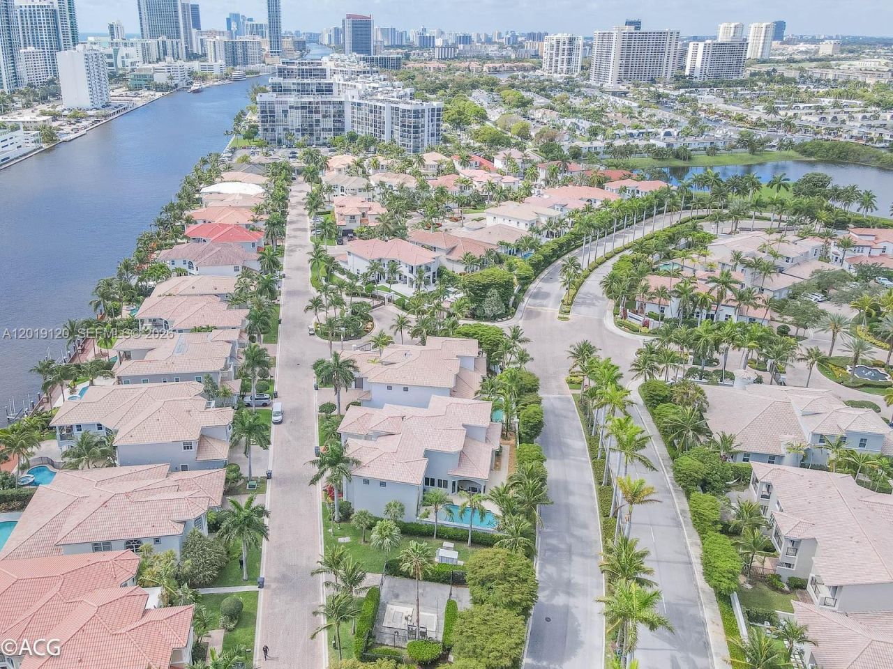 1480 Windjammer Way , Unit ., Hollywood, FL 33019 Photo