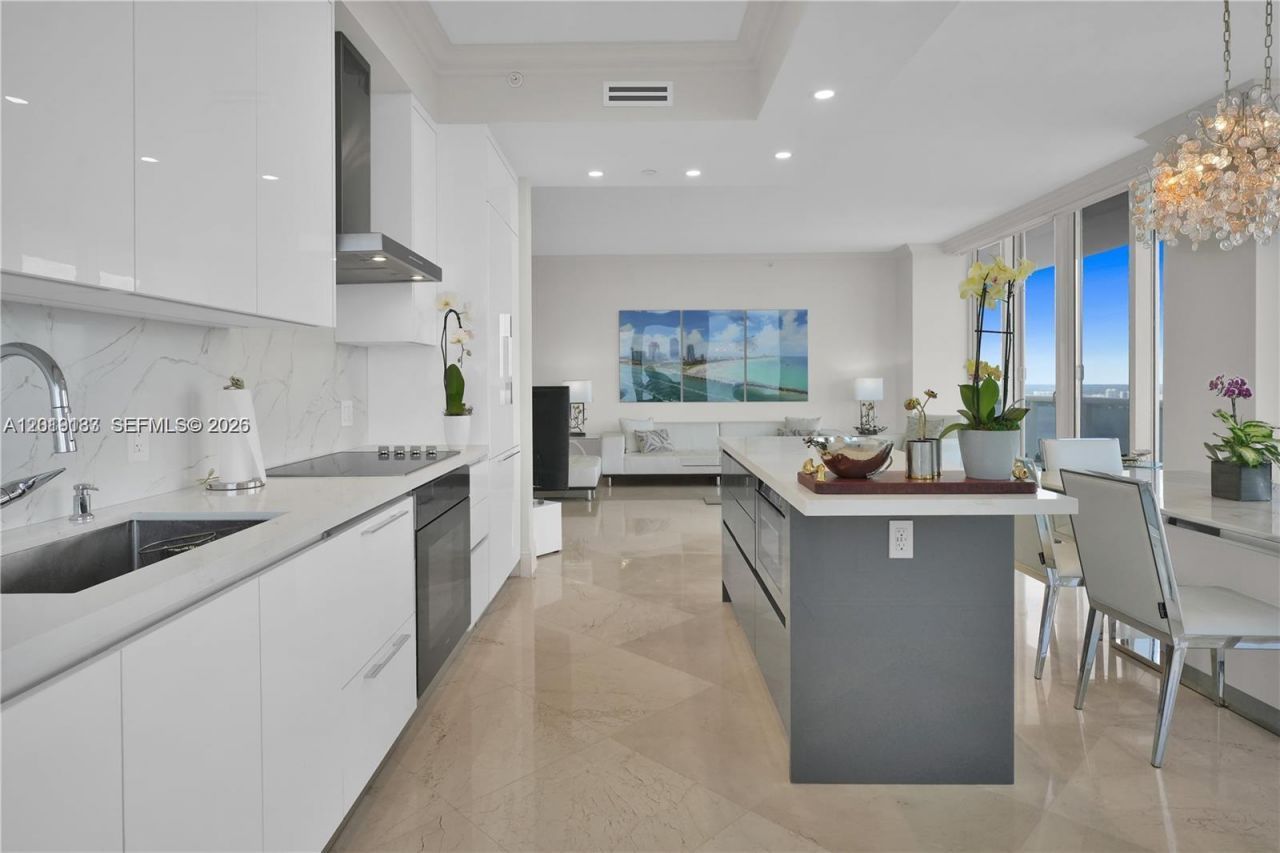 4779 Collins Ave , Unit PH 4301, Miami Beach, FL 33140 Photo