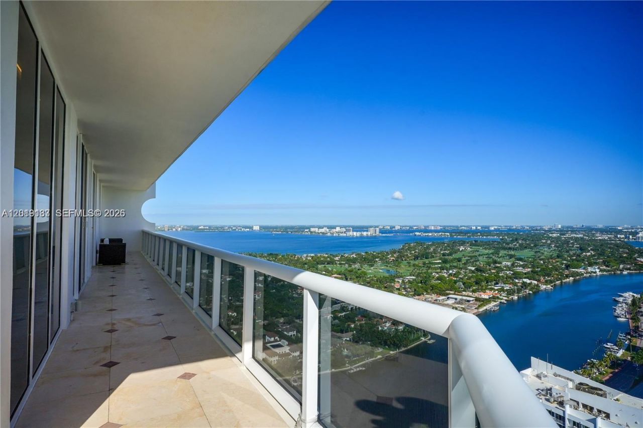 4779 Collins Ave , Unit PH 4301, Miami Beach, FL 33140 Photo