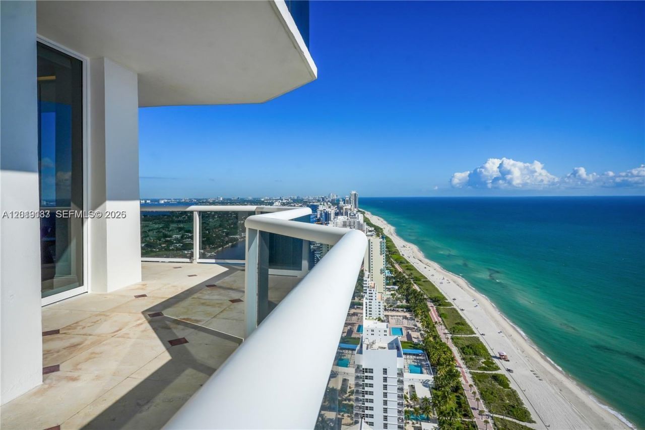 4779 Collins Ave , Unit PH 4301, Miami Beach, FL 33140 Photo