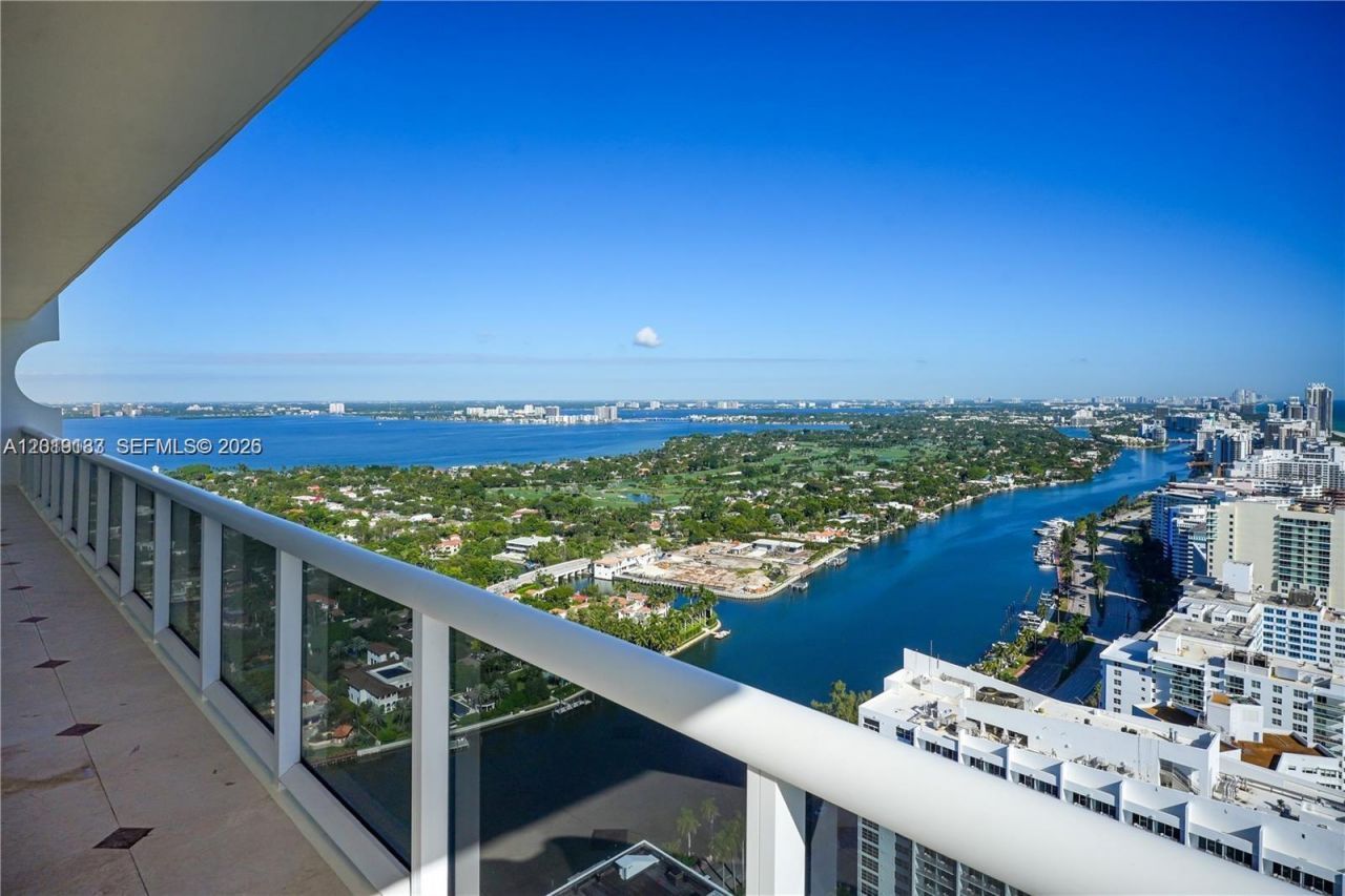 4779 Collins Ave , Unit PH 4301, Miami Beach, FL 33140 Photo