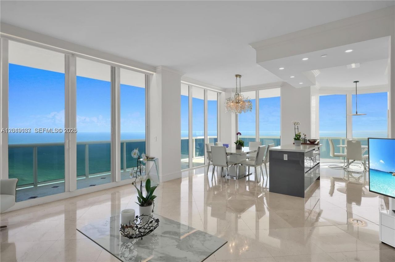 4779 Collins Ave , Unit PH 4301, Miami Beach, FL 33140 Photo