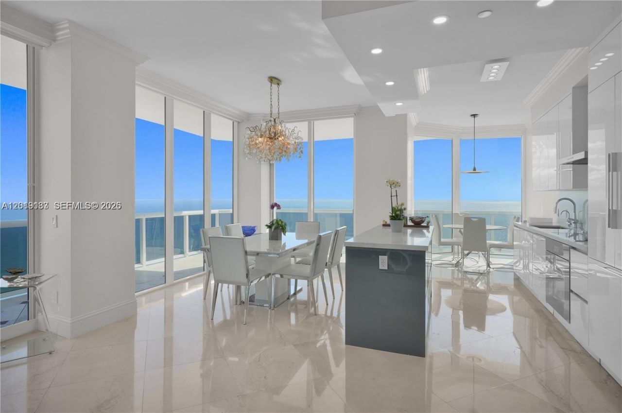 4779 Collins Ave , Unit PH 4301, Miami Beach, FL 33140 Photo