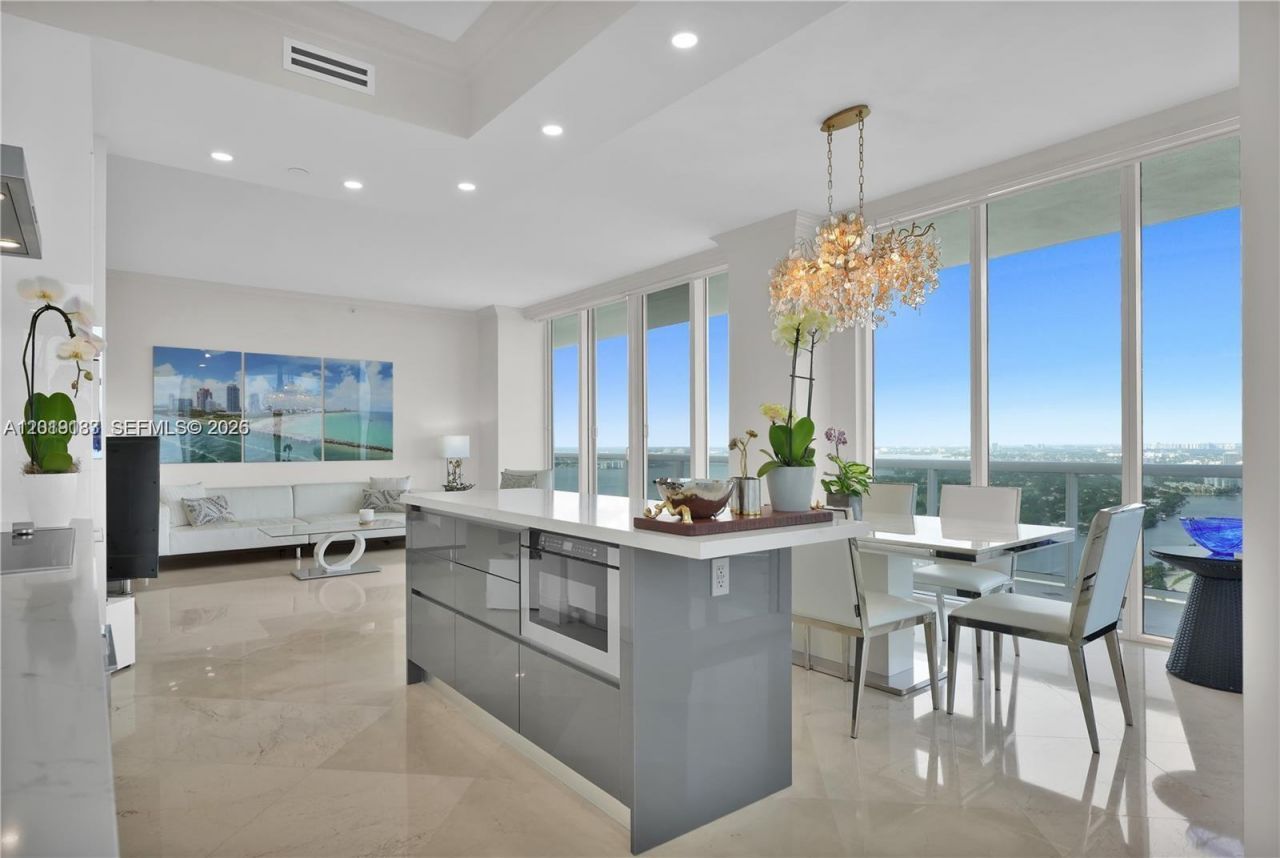 4779 Collins Ave , Unit PH 4301, Miami Beach, FL 33140 Photo