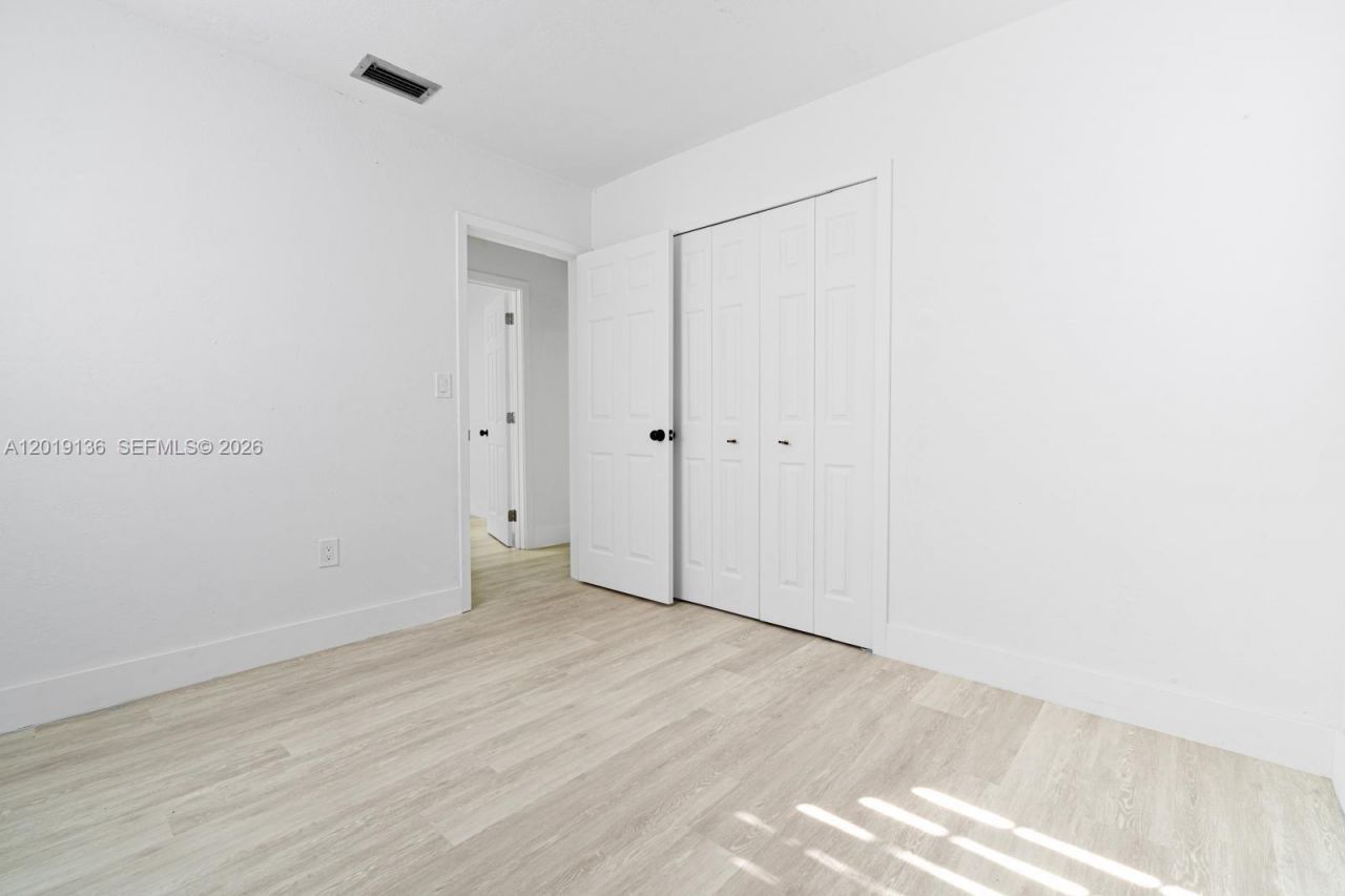 Please Call For Address, Hialeah, FL 33015 Photo