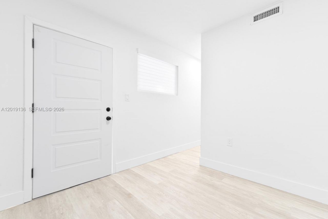 Please Call For Address, Hialeah, FL 33015 Photo