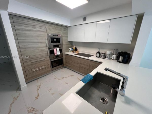 300 Sunny Isles Blvd , Unit 4-1504, Sunny Isles Beach, FL 33160