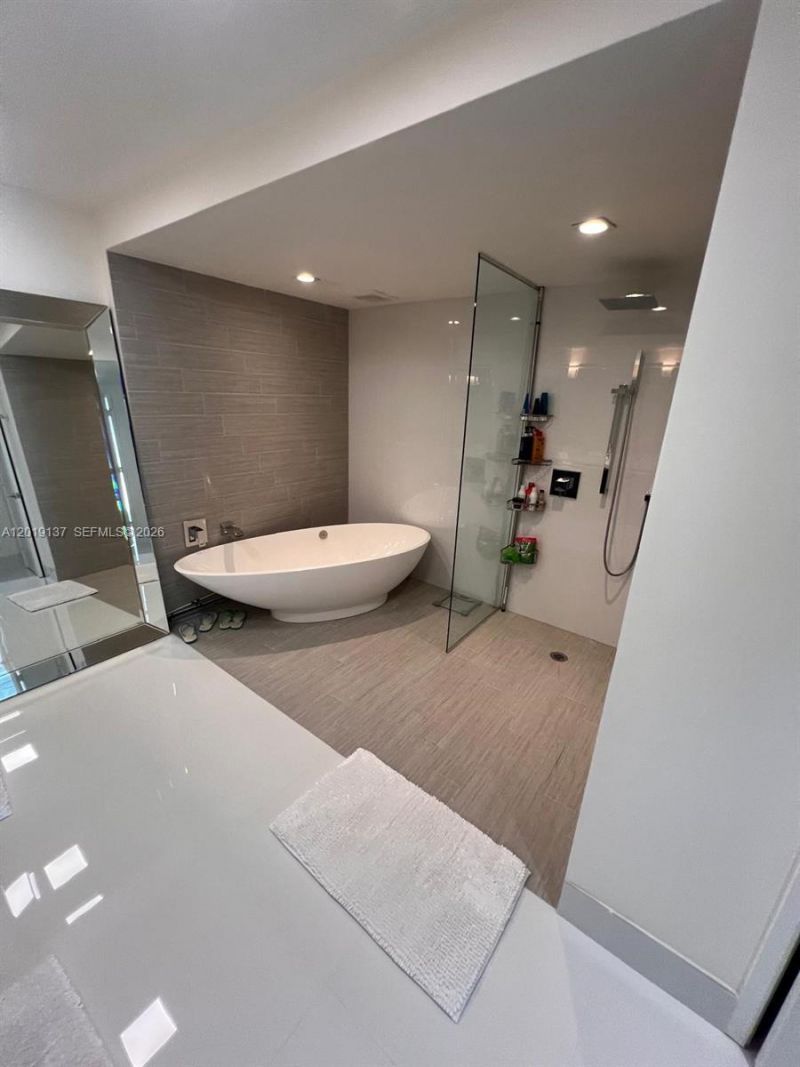 300 Sunny Isles Blvd , Unit 4-1504, Sunny Isles Beach, FL 33160 Photo