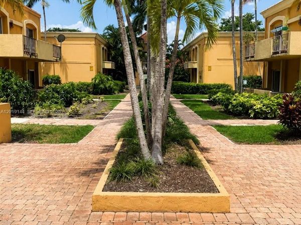 18051 NW 68th Ave, Unit K103, Hialeah, FL 33015