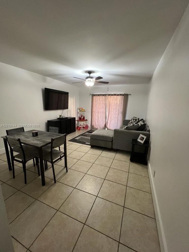 18051 NW 68th Ave, Unit K103, Hialeah, FL 33015 Photo