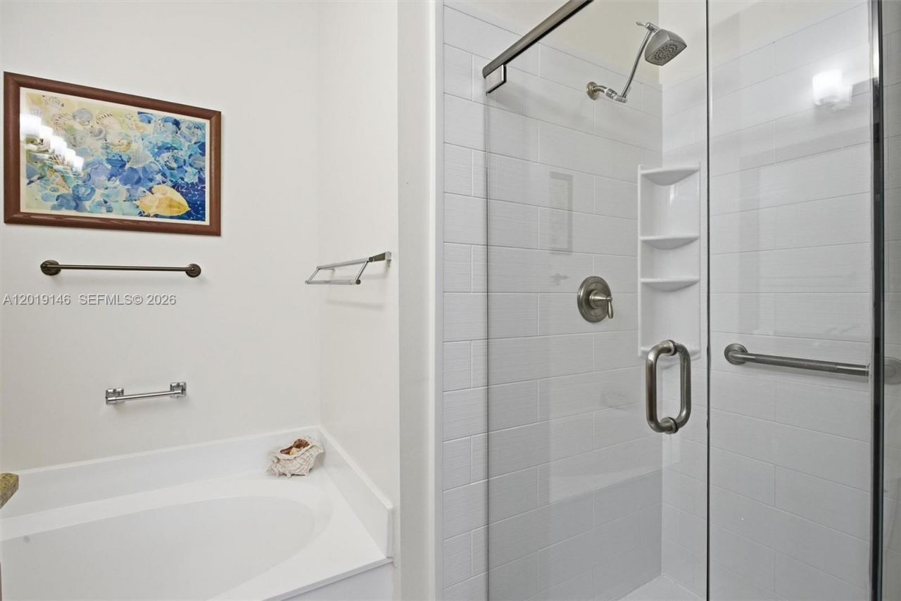 724 NW 170th Ter, Pembroke Pines, FL 33028 Photo
