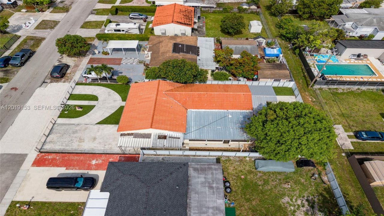 341 E 58th St, Hialeah, FL 33013 Photo