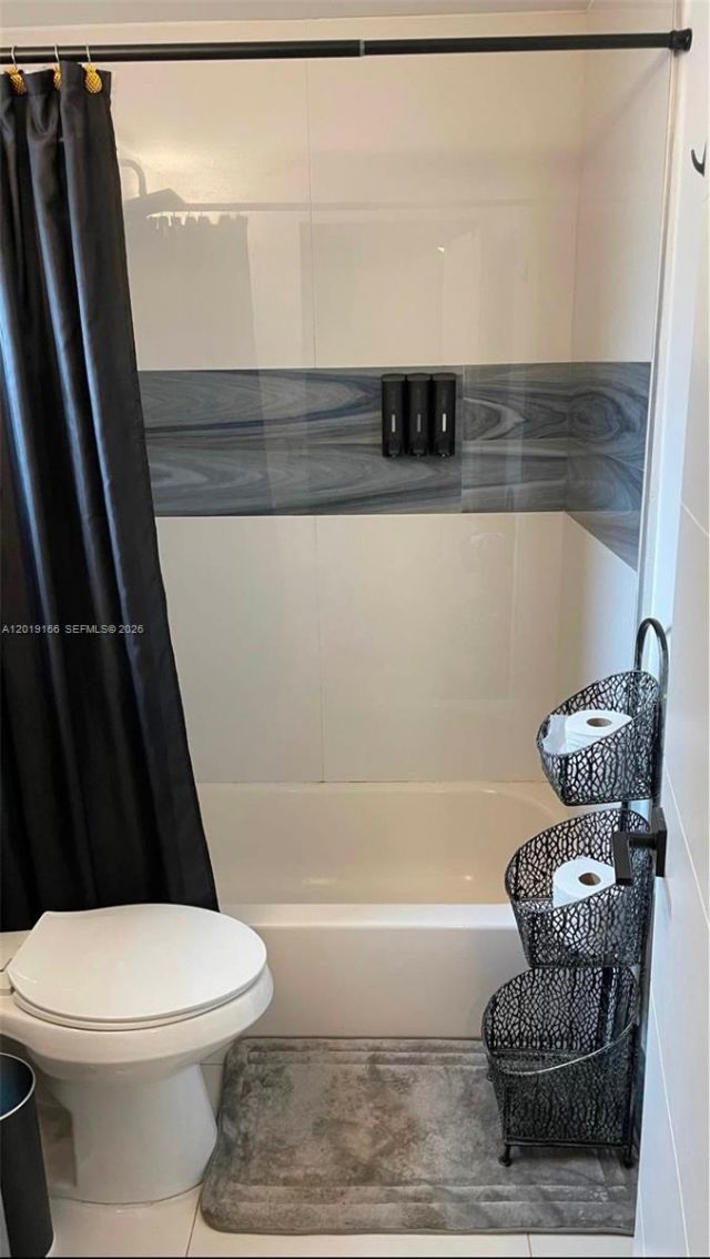 420 NW 95th St , Miami, FL 33150 Photo