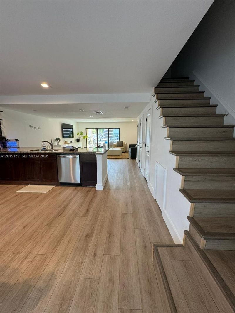3720 NE 167th St , Unit 39, North Miami Beach, FL 33160 Photo