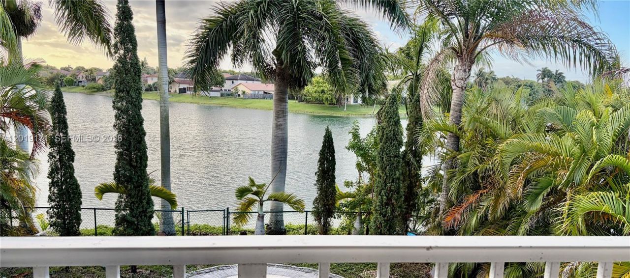 13553 SW 124th Ave Rd , Unit 13553, Miami, FL 33186 Photo