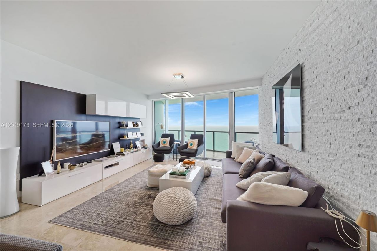 17001 Collins Ave , Unit 2805, Sunny Isles Beach, FL 33160 Photo