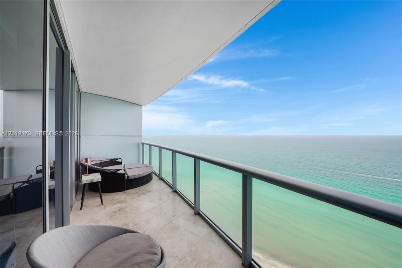 17001 Collins Ave , Unit 2805, Sunny Isles Beach, FL 33160 Photo