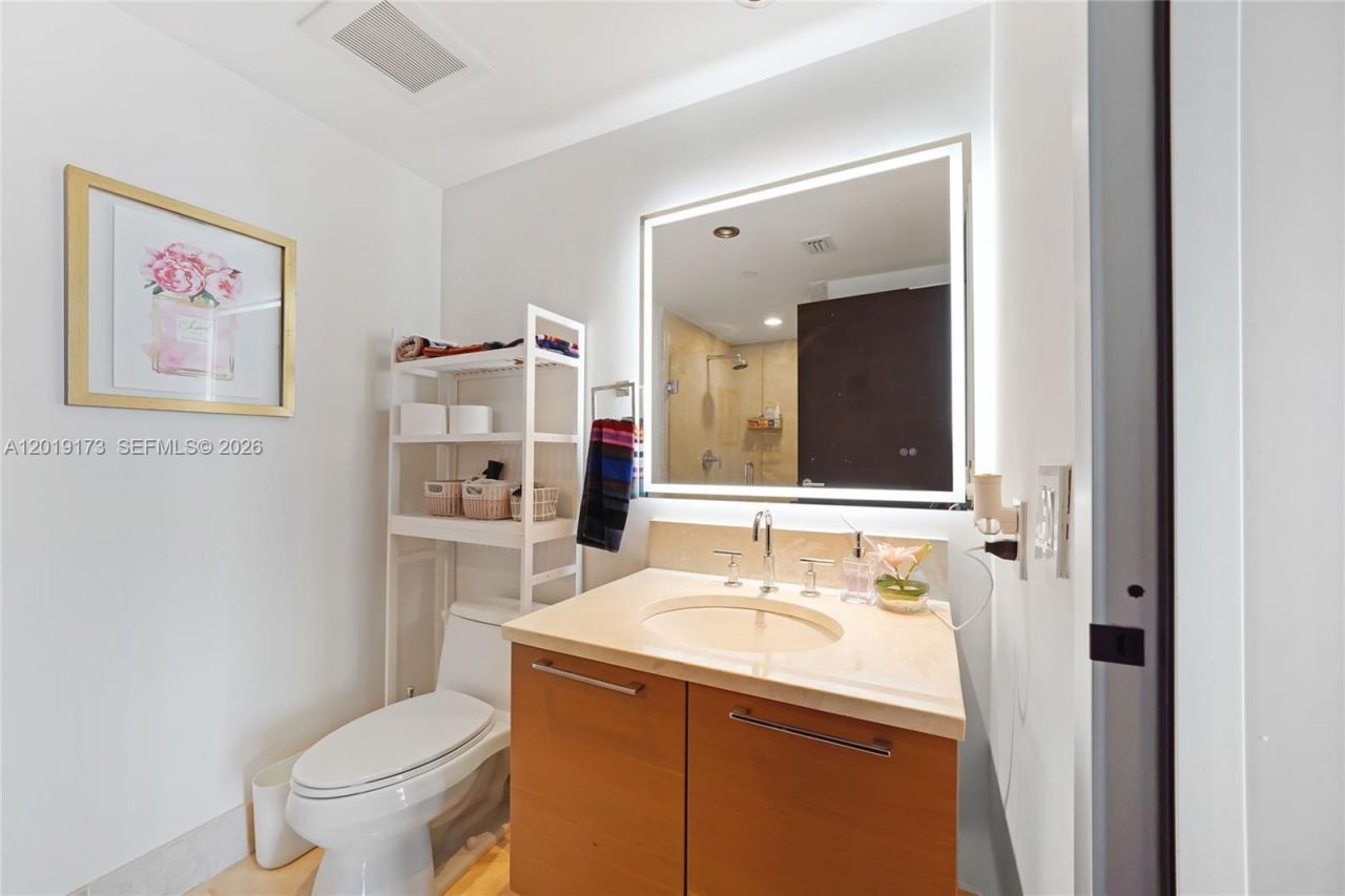 17001 Collins Ave , Unit 2805, Sunny Isles Beach, FL 33160 Photo
