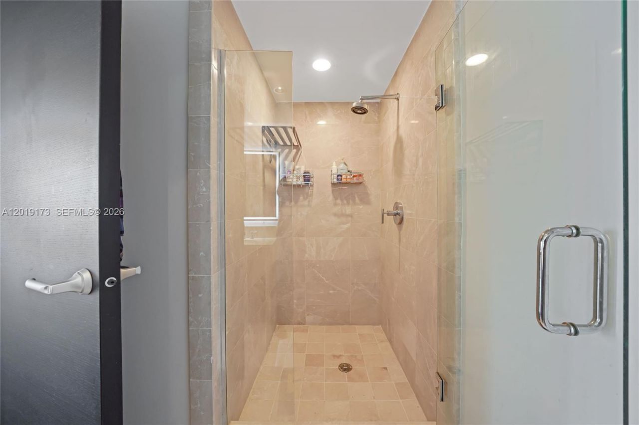 17001 Collins Ave , Unit 2805, Sunny Isles Beach, FL 33160 Photo