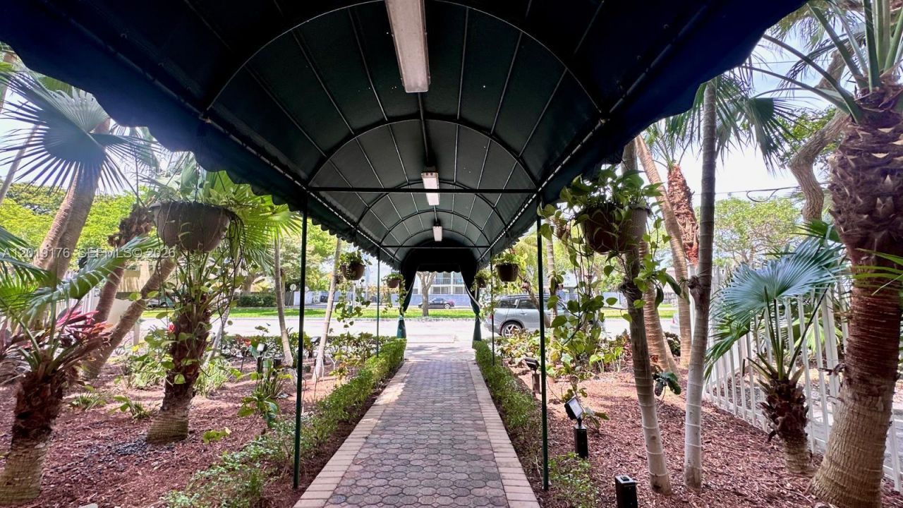 Please Call For Address, Unit 501, North Miami, FL 33181 Photo