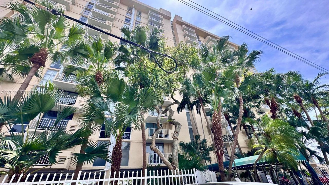 Please Call For Address, Unit 501, North Miami, FL 33181 Photo