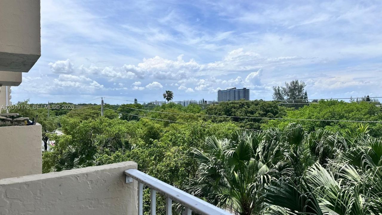 Please Call For Address, Unit 501, North Miami, FL 33181 Photo
