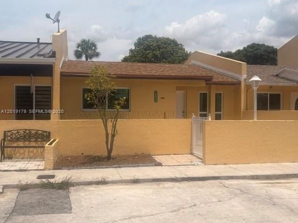 19435 NW 53rd Ct , Unit 19435, Miami Gardens, FL 33055