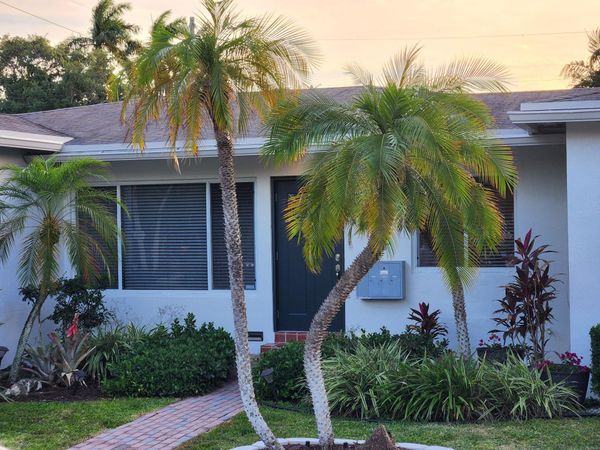1207 NE 12th Avenue, Fort Lauderdale, FL 33304