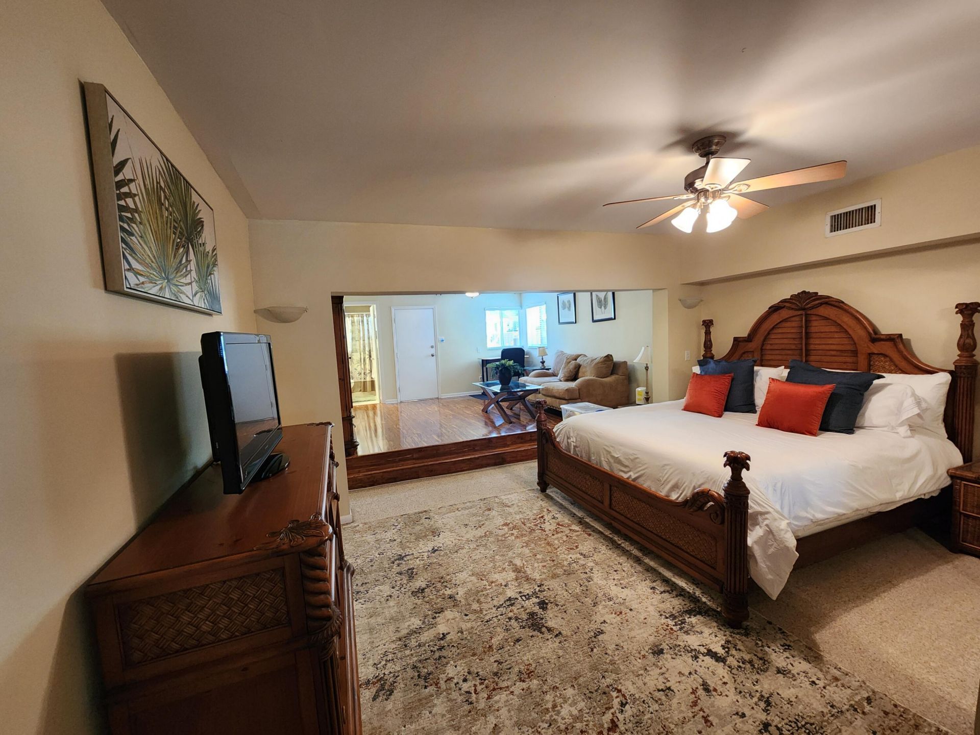 1207 NE 12th Avenue, Fort Lauderdale, FL 33304 Photo