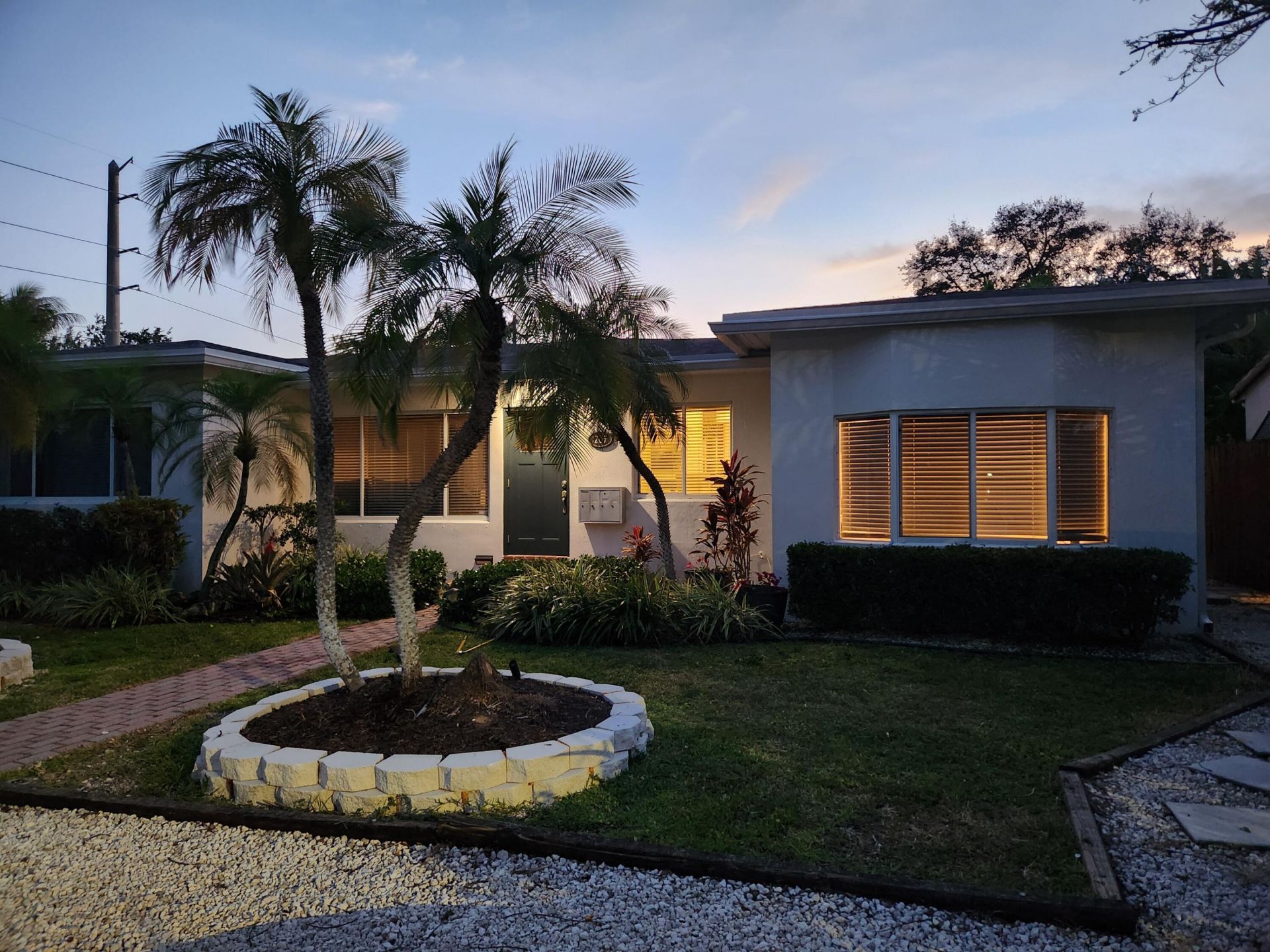 1207 NE 12th Avenue, Fort Lauderdale, FL 33304 Photo