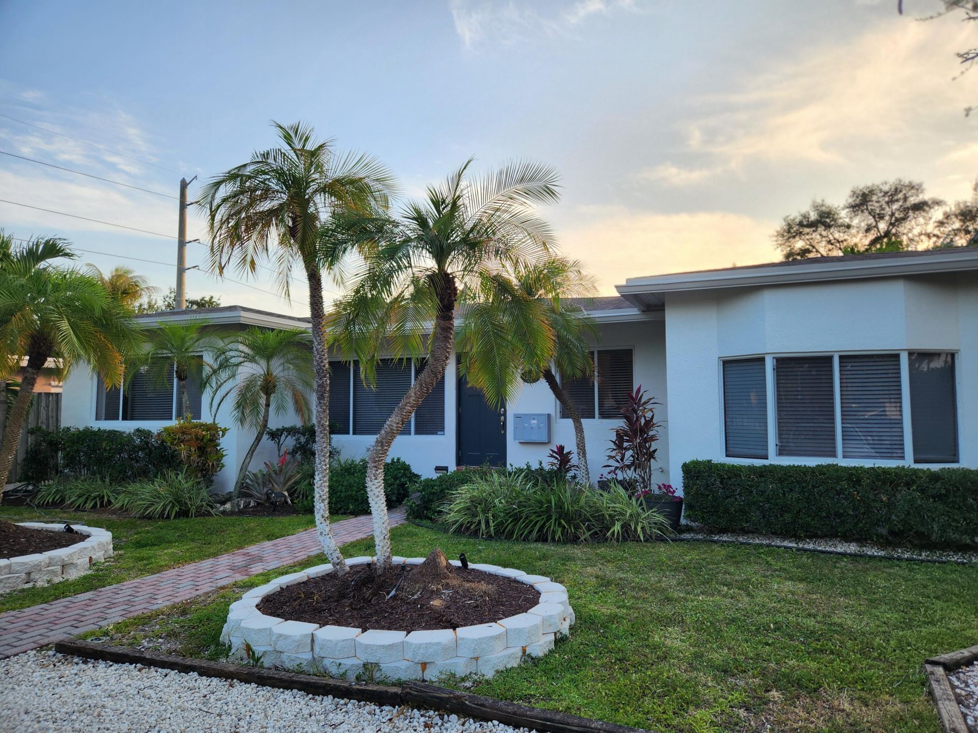 1207 NE 12th Avenue, Fort Lauderdale, FL 33304 Photo