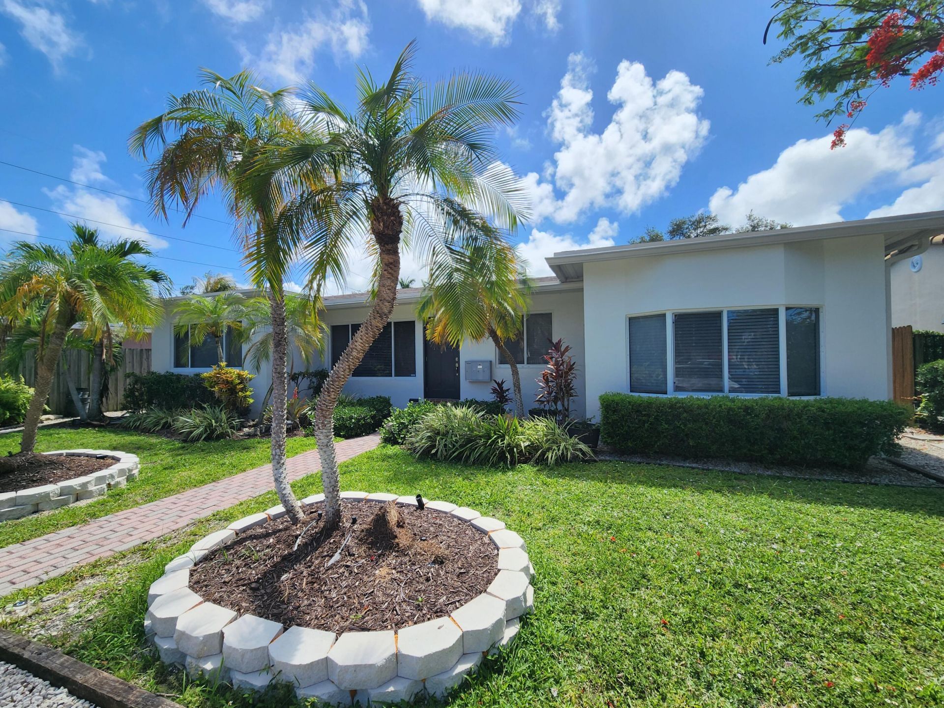 1207 NE 12th Avenue, Fort Lauderdale, FL 33304 Photo