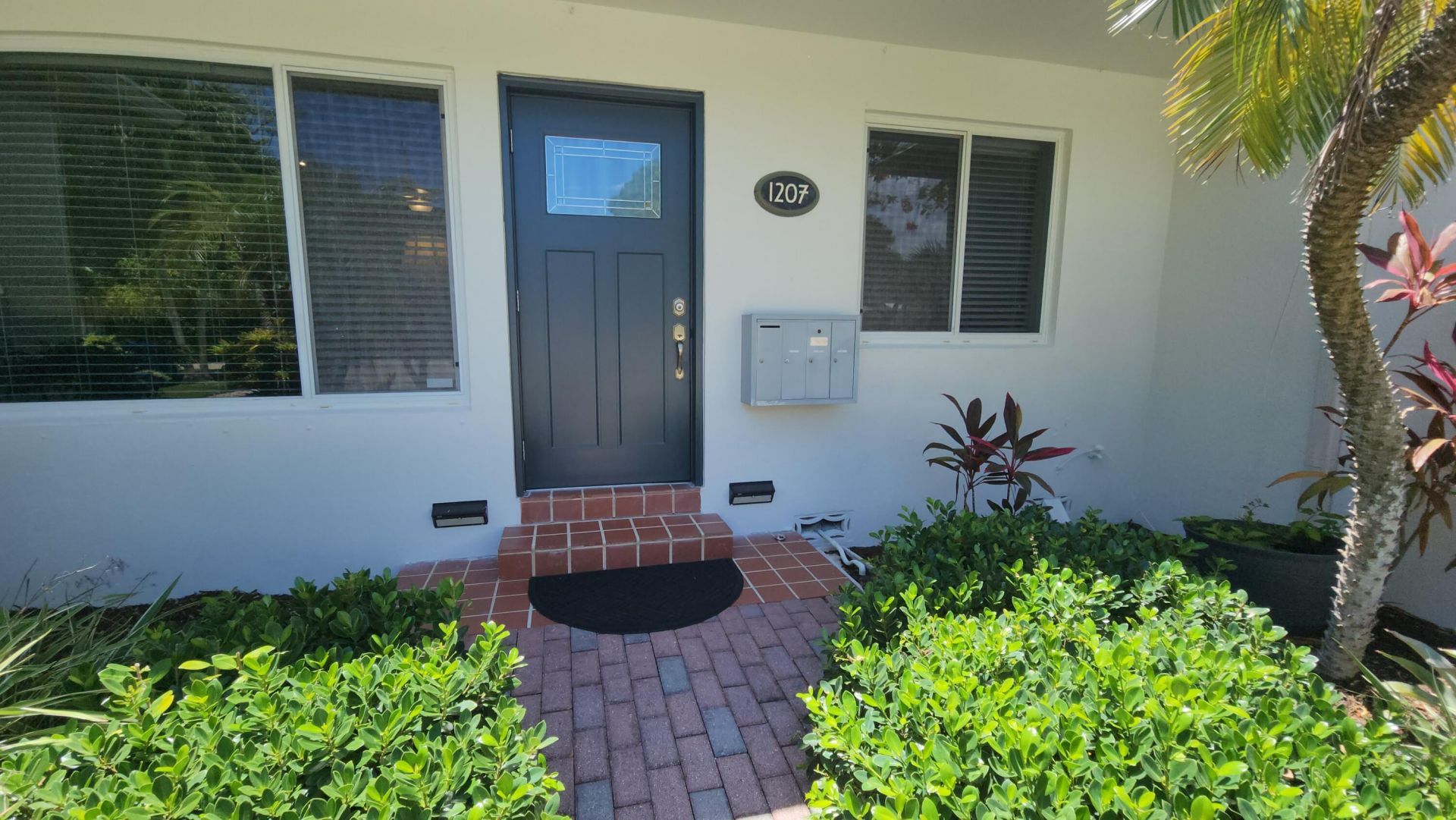 1207 NE 12th Avenue, Fort Lauderdale, FL 33304 Photo