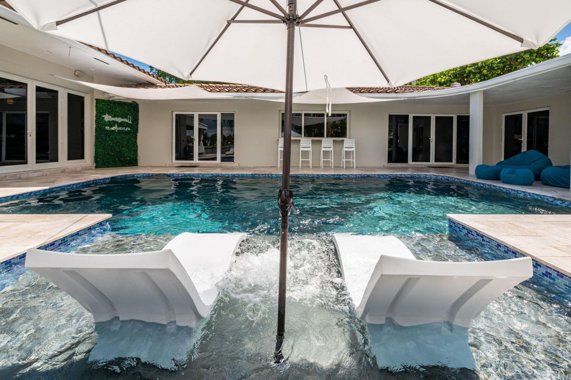 6541 NE 20th Avenue, Fort Lauderdale, FL 33308 Photo