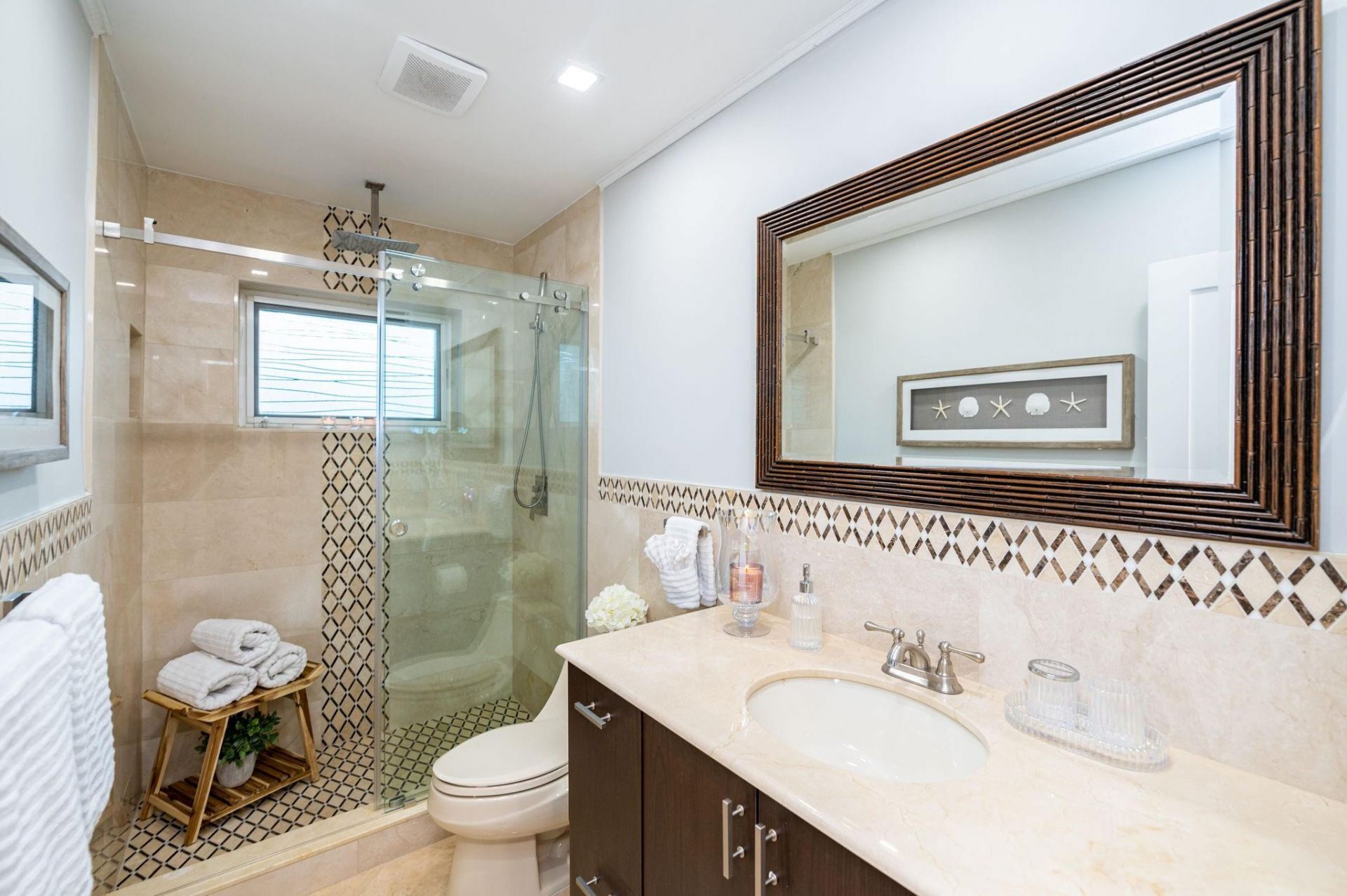 6541 NE 20th Avenue, Fort Lauderdale, FL 33308 Photo