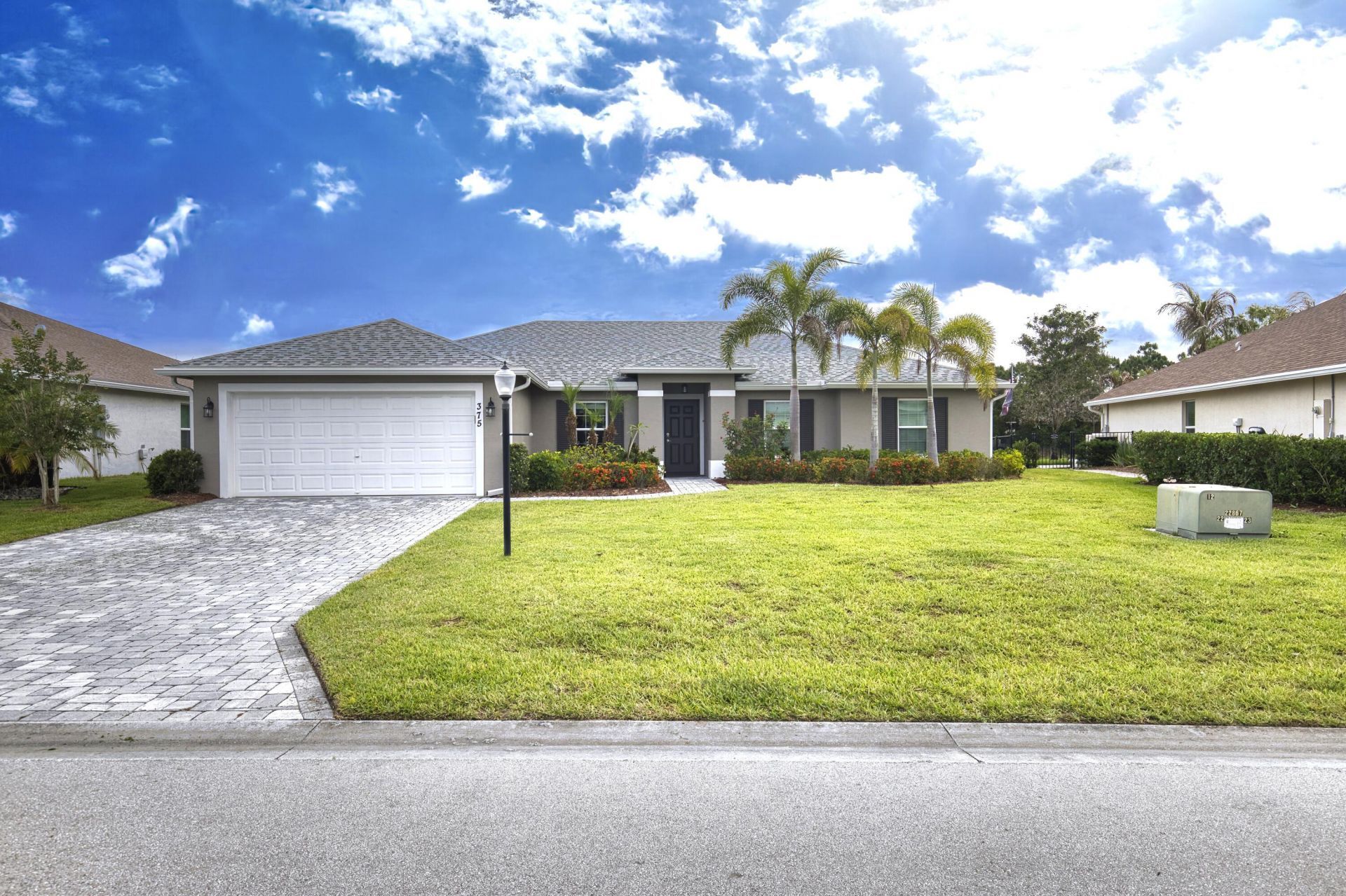 375 SW Vista Lake Drive, Port Saint Lucie, FL 34953 Main Photo