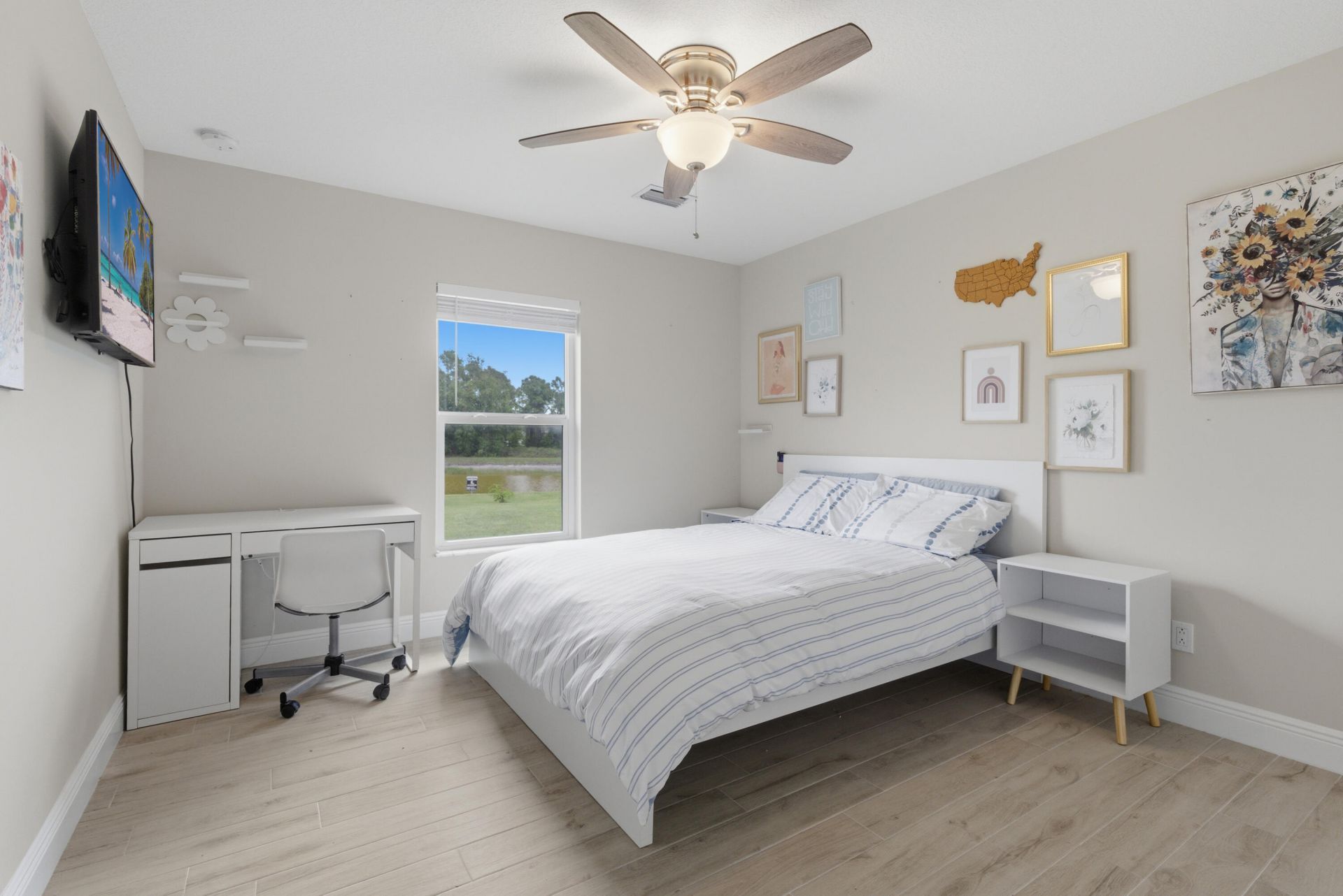375 SW Vista Lake Drive, Port Saint Lucie, FL 34953 Photo