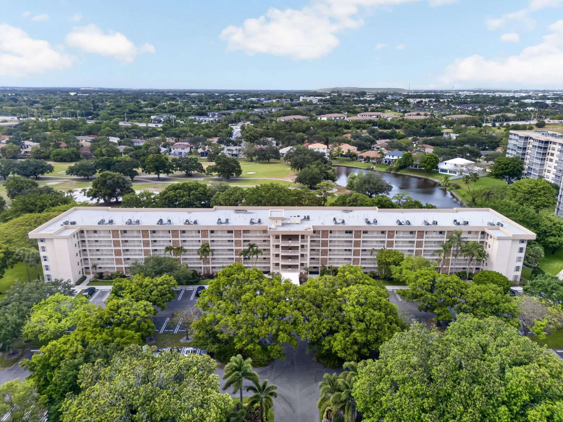 3503 Oaks Way, Unit 505, Pompano Beach, FL 33069 Photo