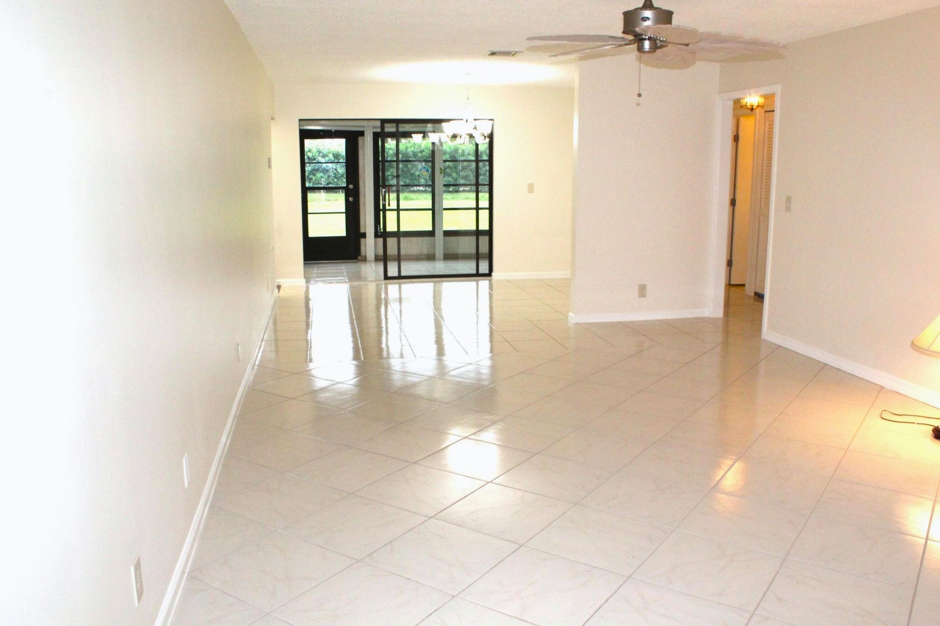 4450 Nutmeg Tree Lane, Unit B, Boynton Beach, FL 33436 Photo