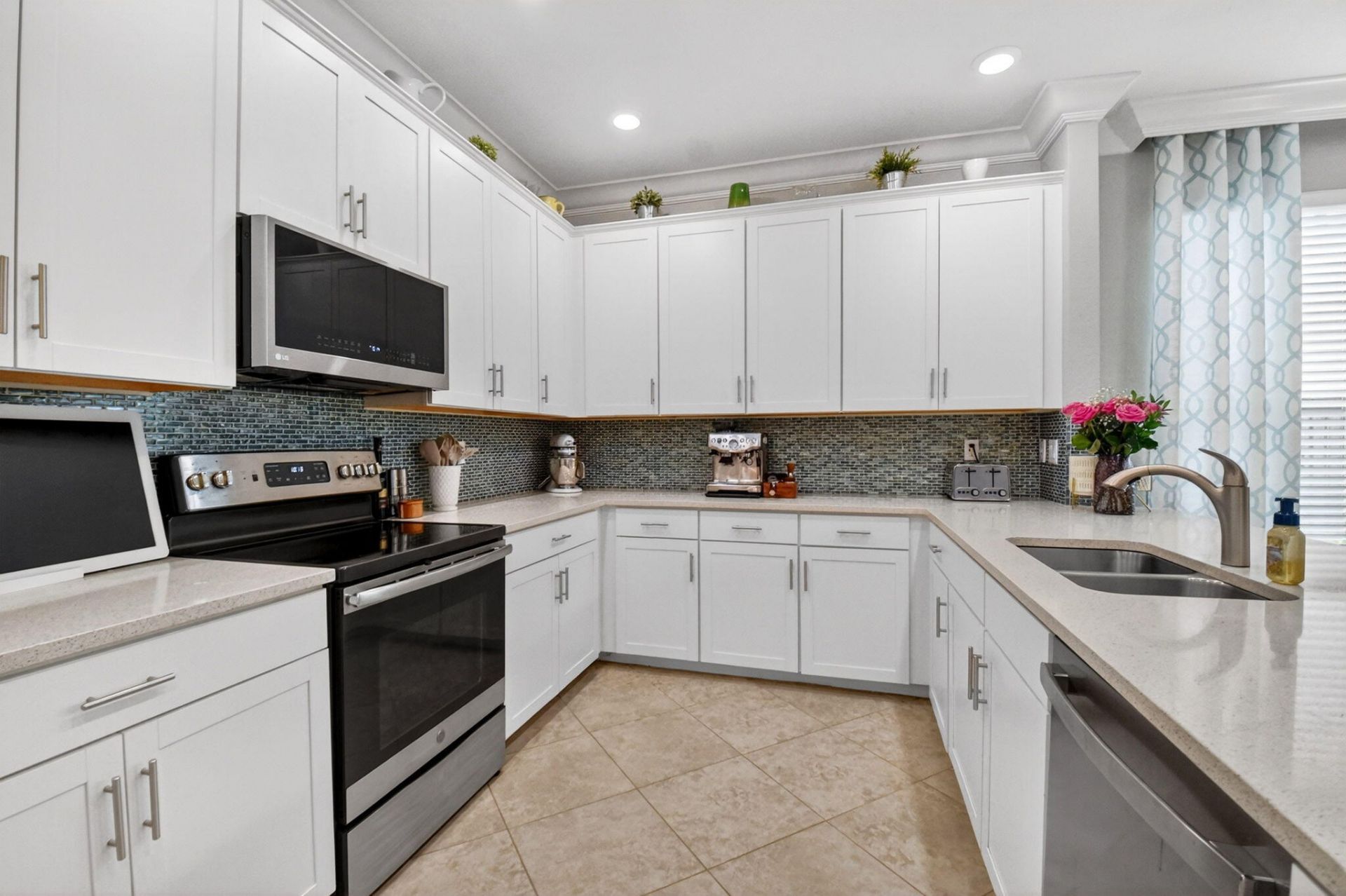 9062 Gulf Cove Drive, Wellington, FL 33467 Photo
