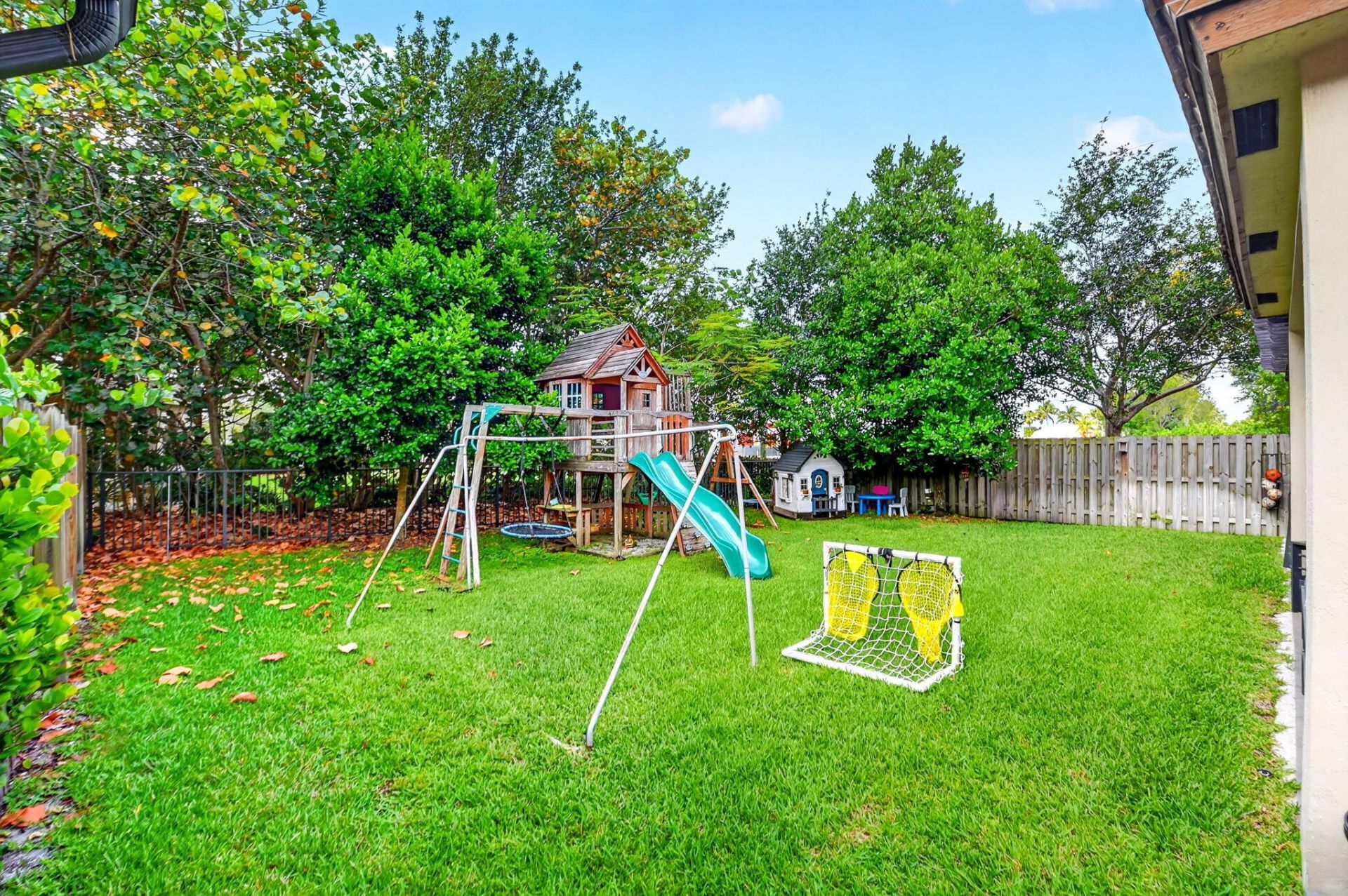 9062 Gulf Cove Drive, Wellington, FL 33467 Photo