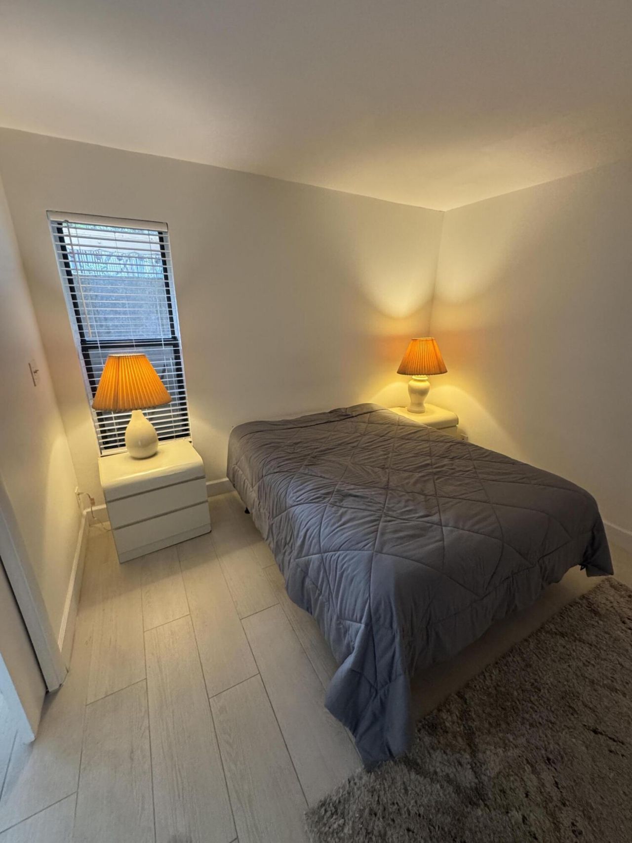 612 Executive Center Drive, Unit 102, West Palm Beach, FL 33401 Photo