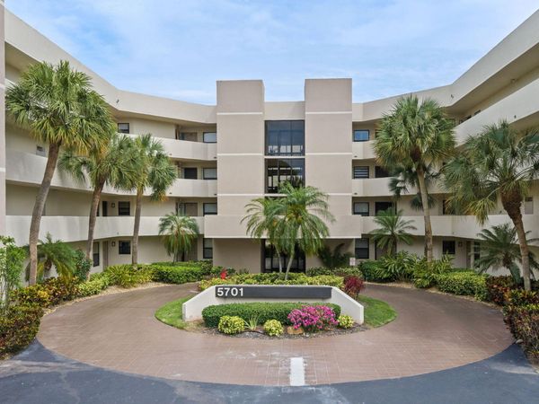 5701 Camino Del Sol, Unit 104, Boca Raton, FL 33433