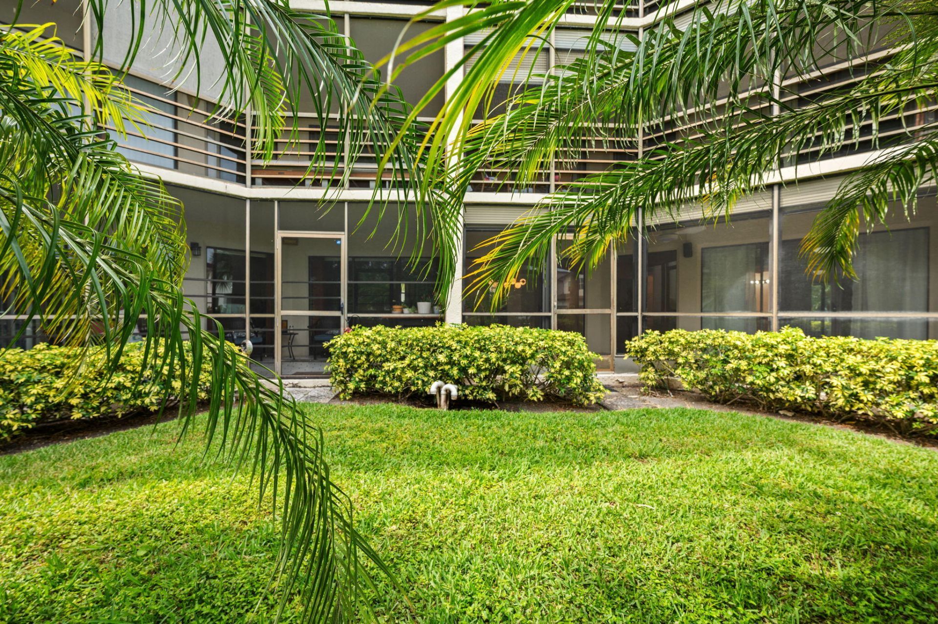 5701 Camino Del Sol, Unit 104, Boca Raton, FL 33433 Photo